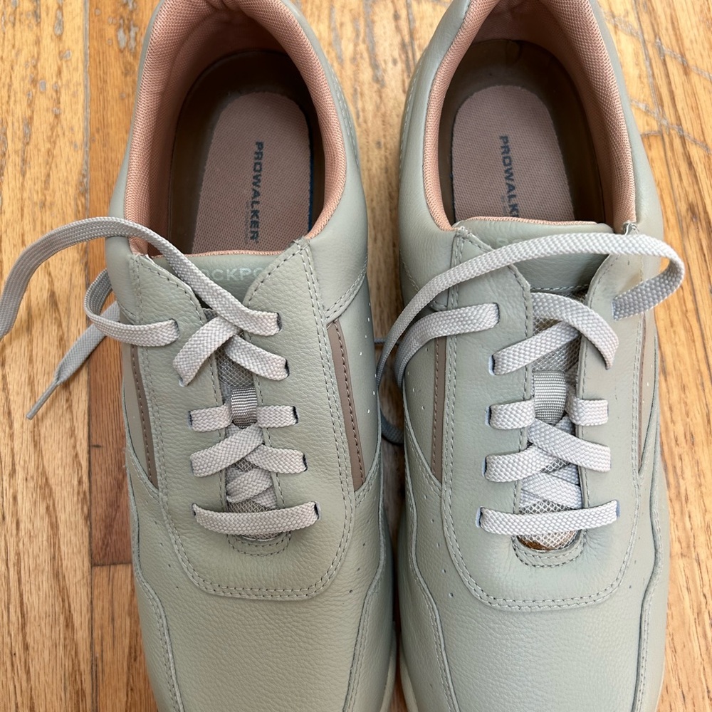 ProWalker Light Gray Sneakers